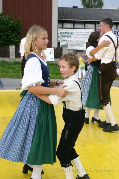 2006_07_23 Volkstanzfest Eisgarn (2)